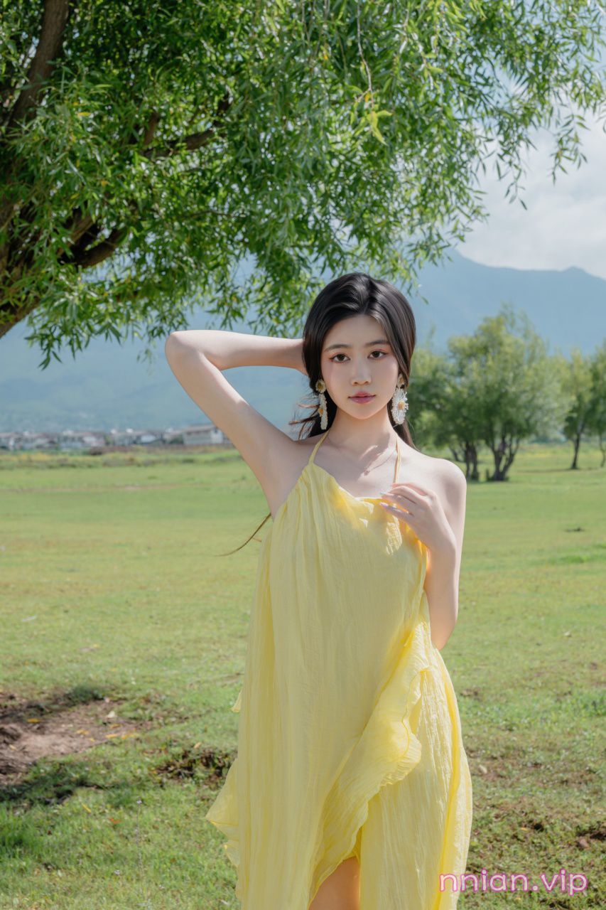 图片[2]-年年 NO.197 绿茵 [83P 885MB] - 年年写真站-年年写真站