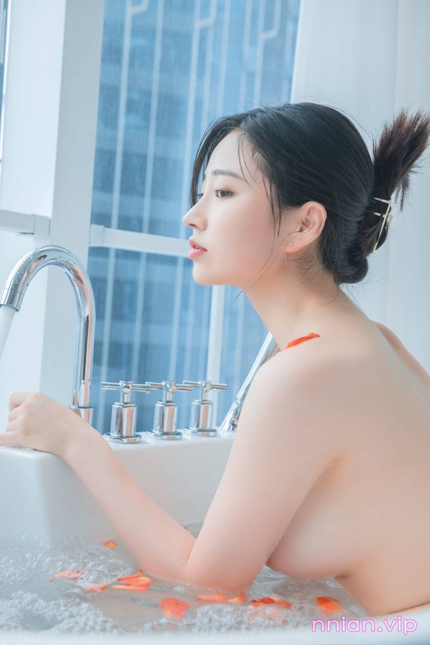 图片[2]-年年 NO.009 爱心泡泡 [34P 3MB] - 年年写真站-年年写真站