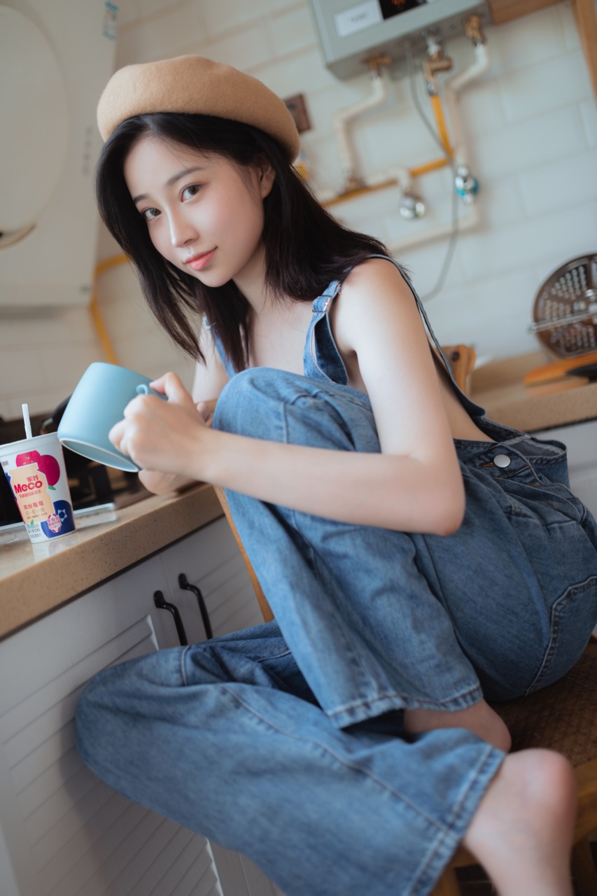 图片[2]-年年 NO.023 宝宝饿了 [32P 201MB]-年年写真站