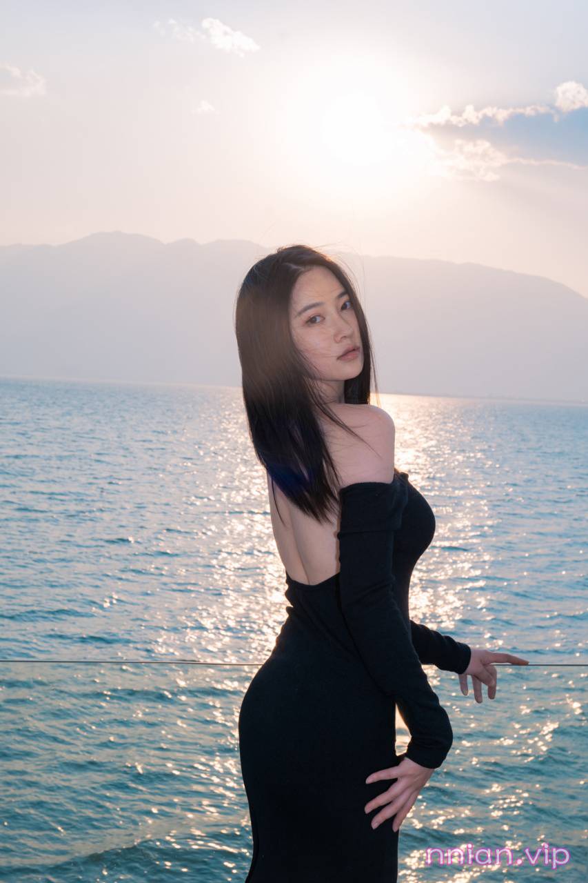 年年 NO.031 年与洱海 [50P 277MB]-年年写真站