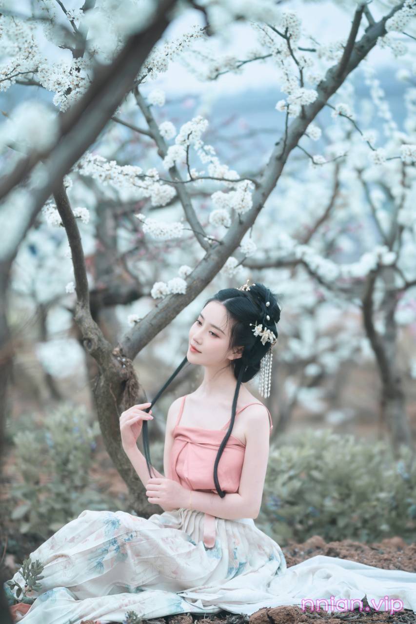 图片[4]-年年 NO.058 三月榕 [51P 336MB] - 年年写真站-年年写真站