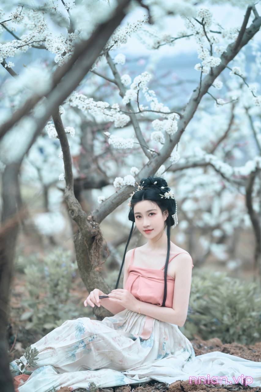 图片[5]-年年 NO.058 三月榕 [51P 336MB] - 年年写真站-年年写真站