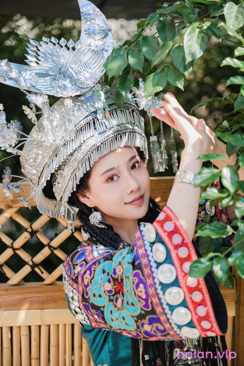 图片[4]-年年 NO.062 苗疆少女 [50P 332MB] - 年年写真站-年年写真站
