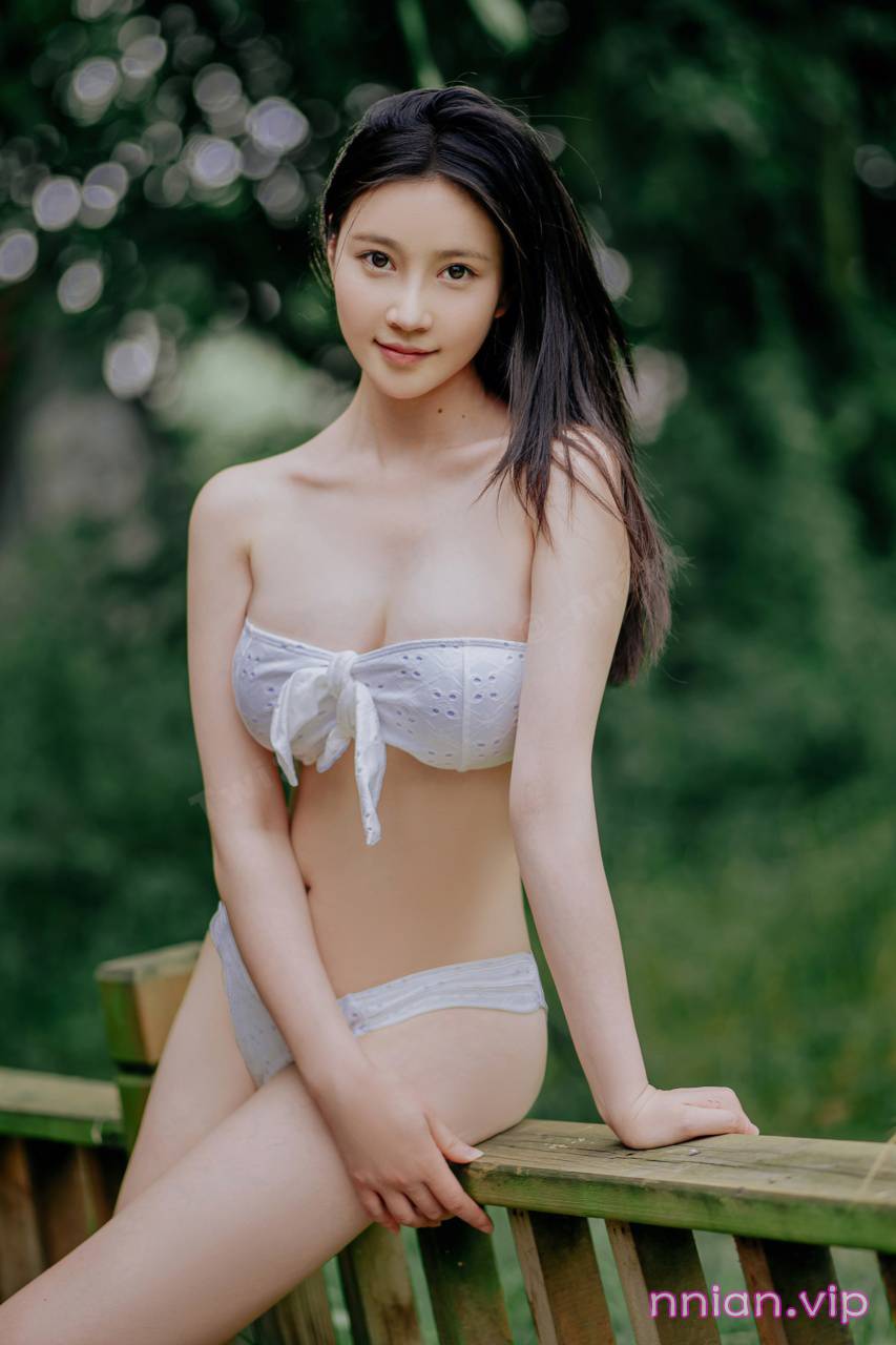 年年 NO.123 屋檐下的少女 [88P 255MB] - 年年写真站-年年写真站